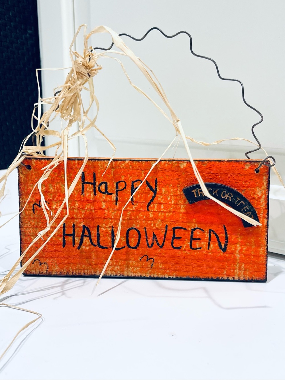 Happy Halloween Wooden Sign EUC